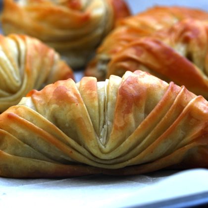 מניפות פילו במילוי פטריות ותפוחי אדמה