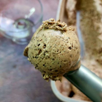 גלידת שוקולד פצפוצים בלי מכונה